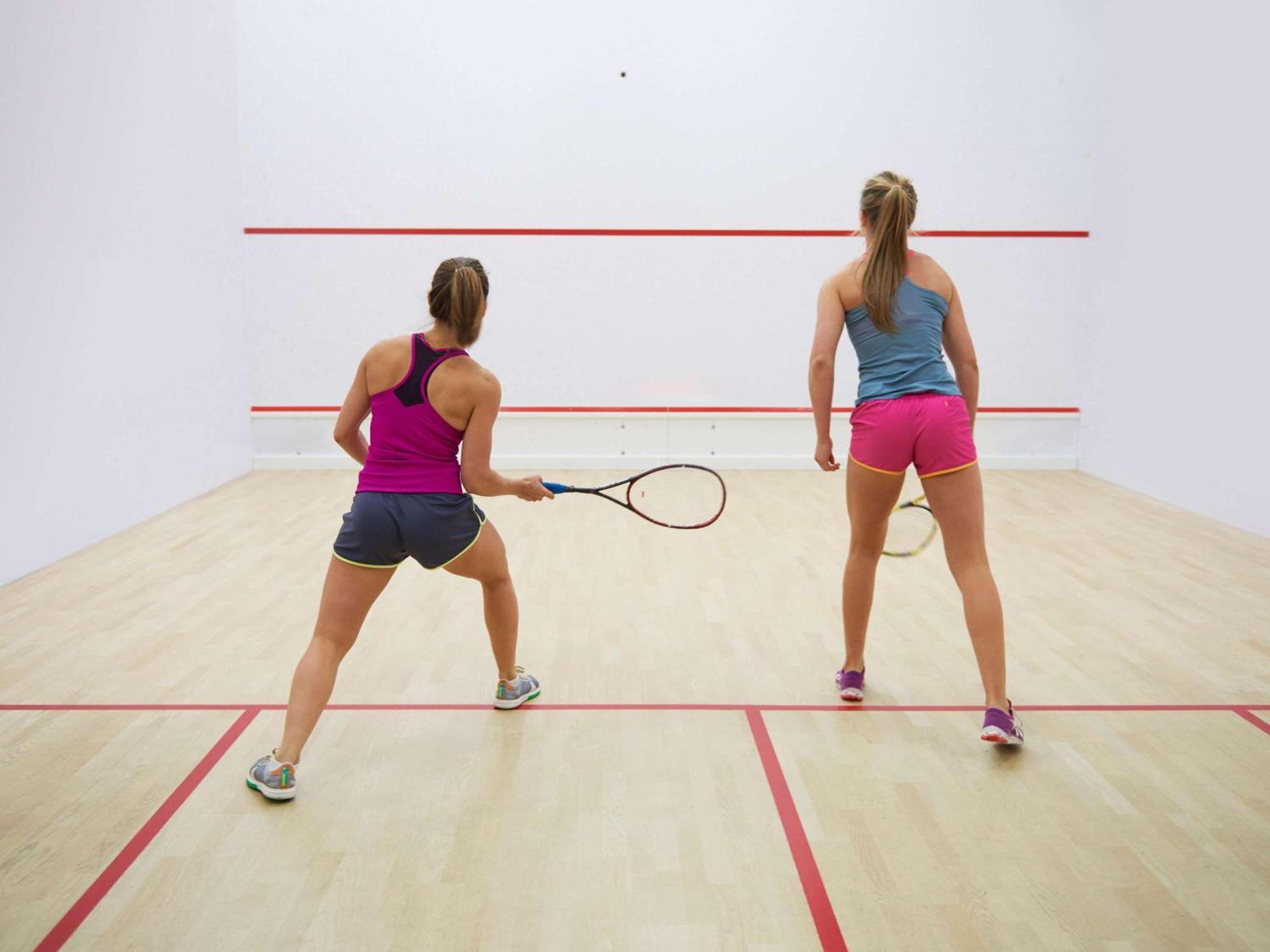 Sofitel Bahrain Zallaq Thalassa Sea & Spa Al Manamah Esterno foto Squash doubles