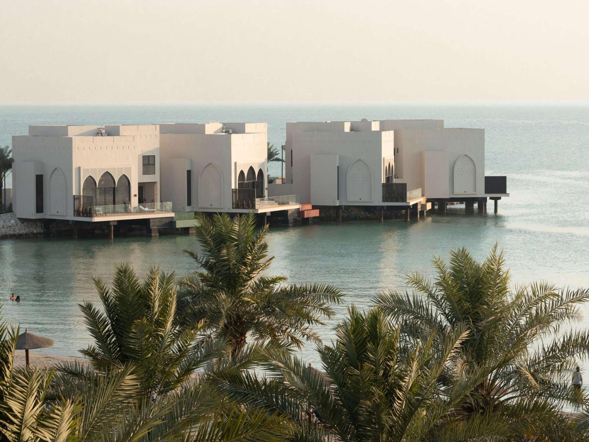 Sofitel Bahrain Zallaq Thalassa Sea & Spa Al Manamah Esterno foto The Bay La Sun Hotel